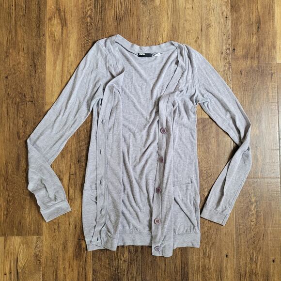 BDG Women's Long Sleeve Gray Button Up Sweater Cardigan Size Medium - Picture 3 of 11